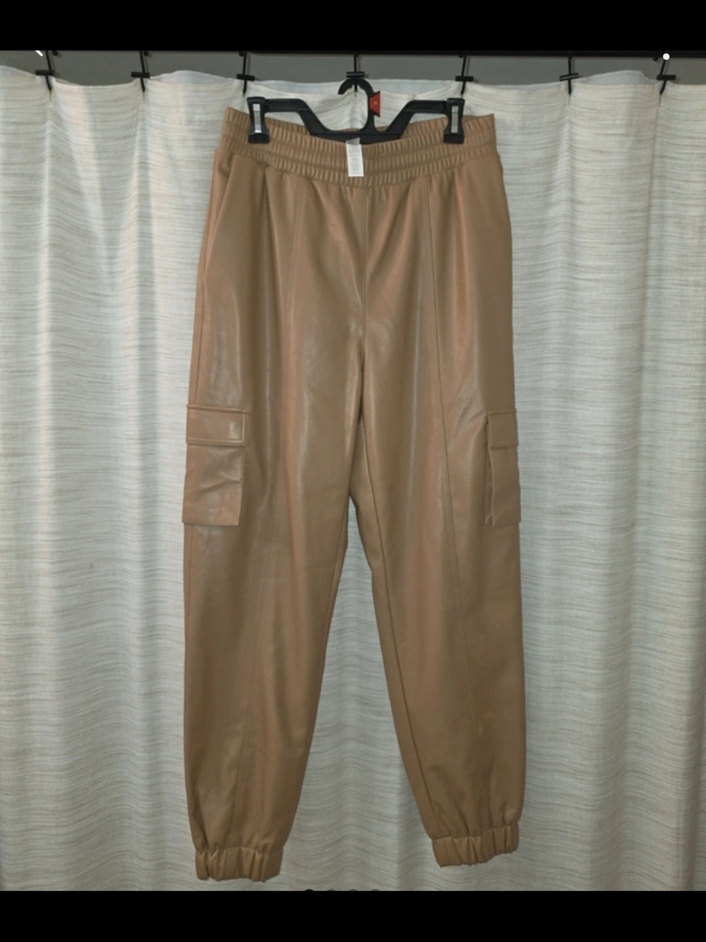 Alo Yoga Faux Leather Power Hour Cargo Joggers Size M